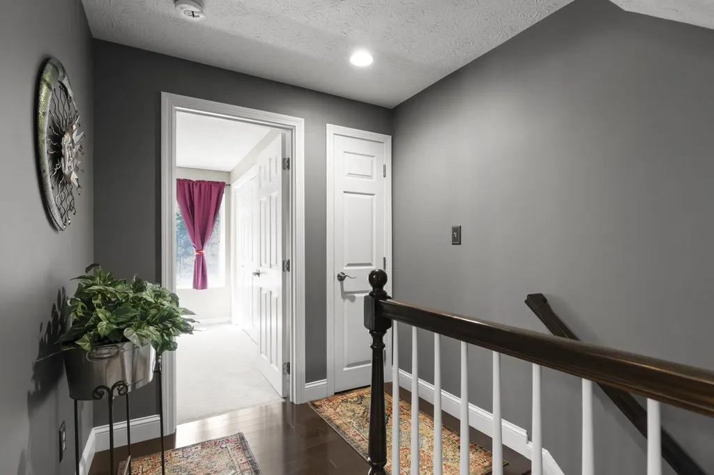 40 Prestonfield Road Nashua NH 03064