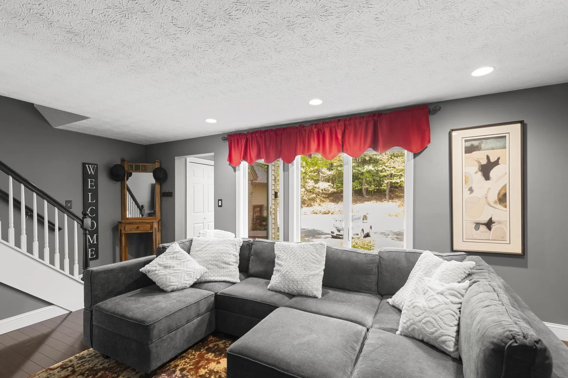 40 Prestonfield Road Nashua NH 03064