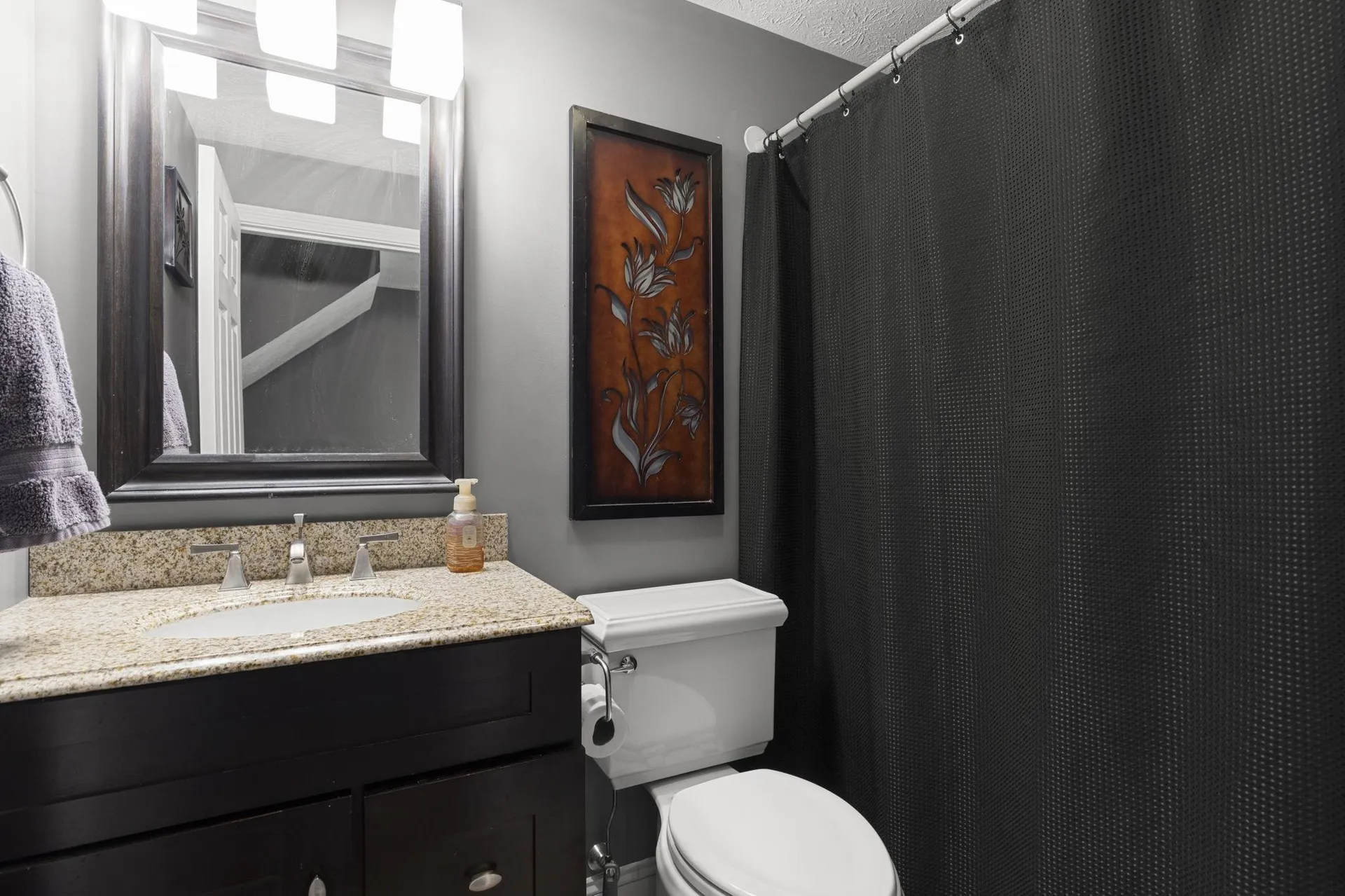 40 Prestonfield Road Nashua NH 03064