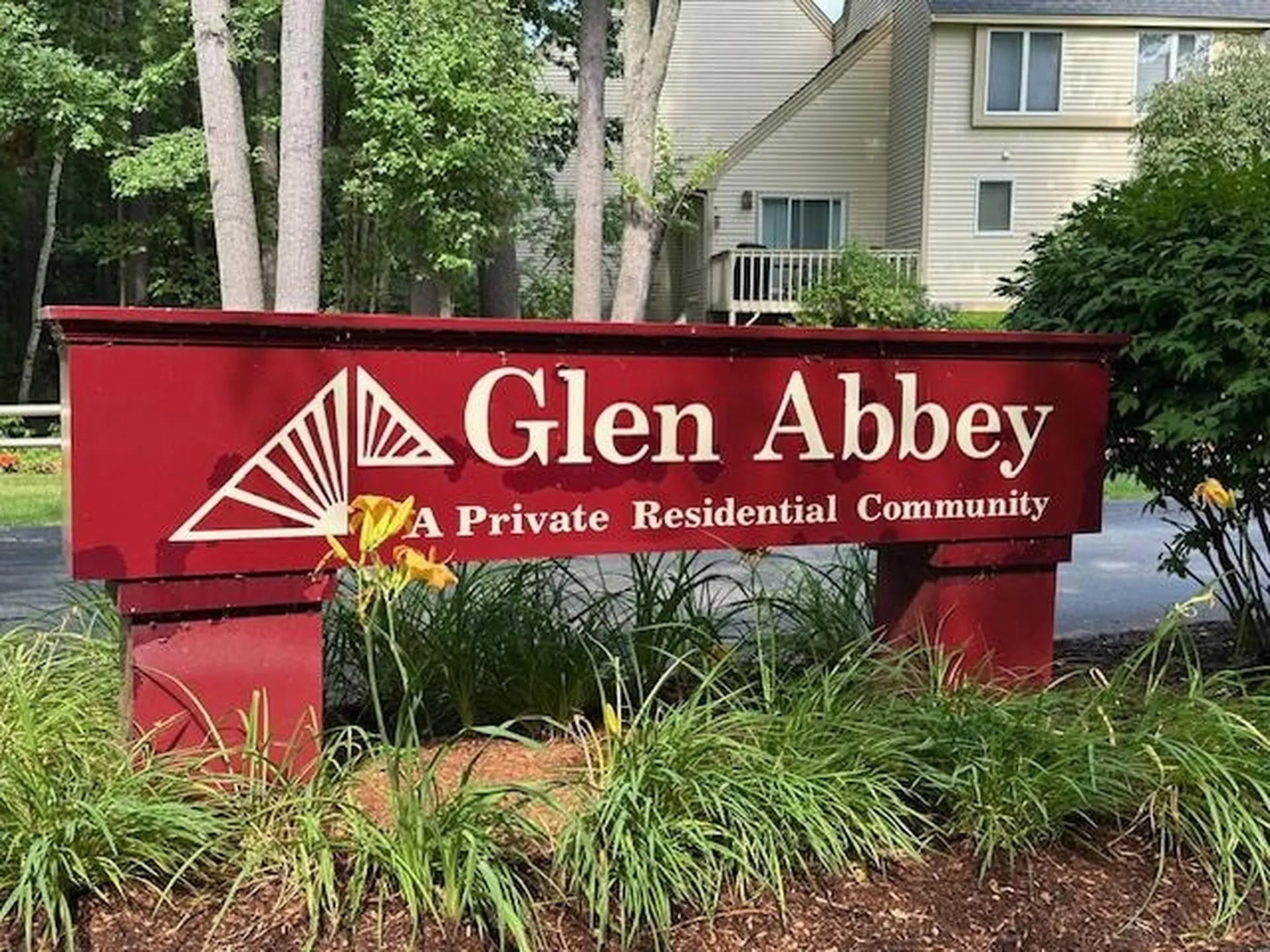 40 Prestonfield Road Nashua NH 03064