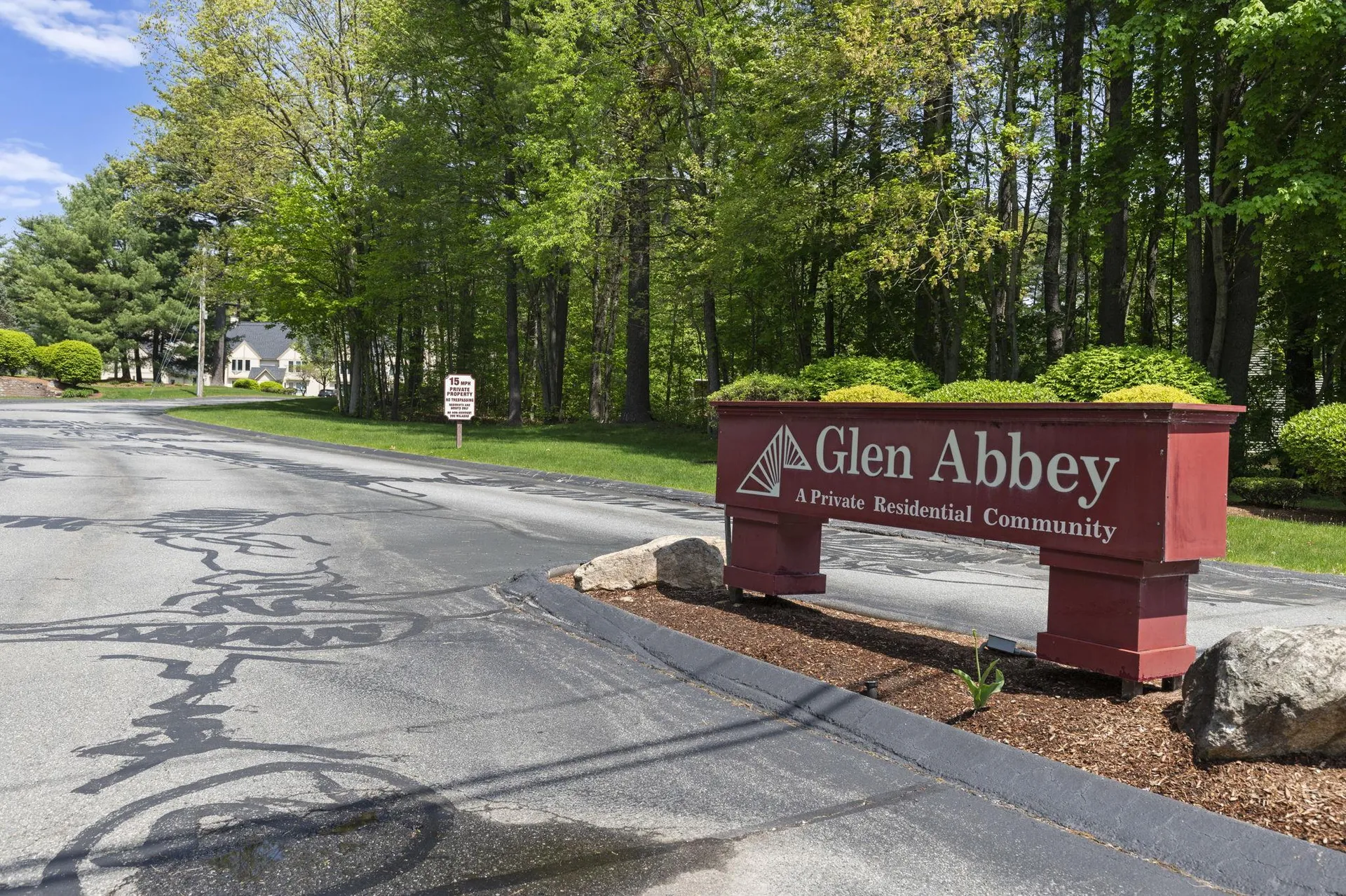 40 Prestonfield Road Nashua NH 03064