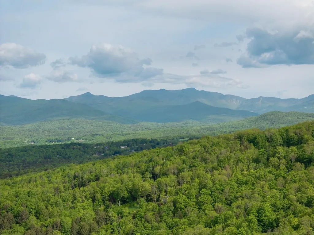 00 Bear Creek Lane Waterbury VT 05671