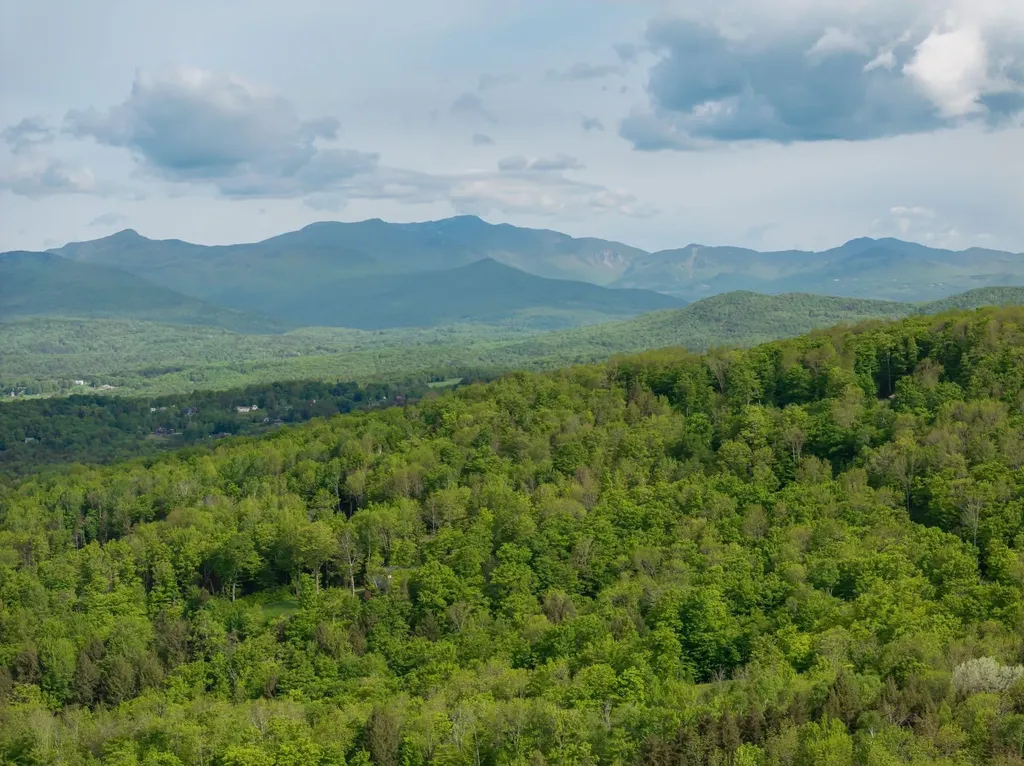 00 Bear Creek Lane Waterbury VT 05671