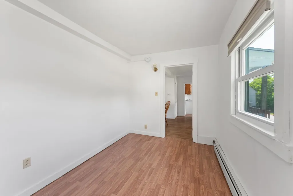 14 Winter Street Plymouth NH 03264