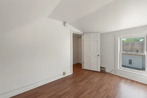 14 Winter Street Plymouth NH 03264