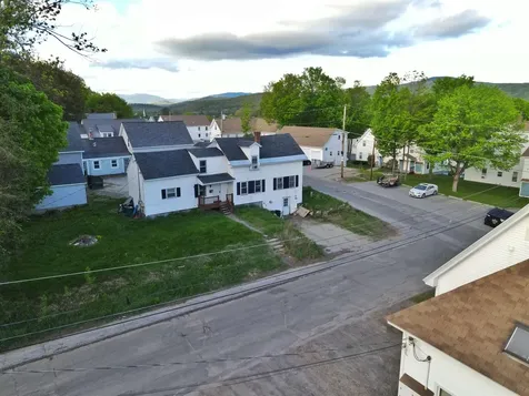 14 Winter Street Plymouth NH 03264