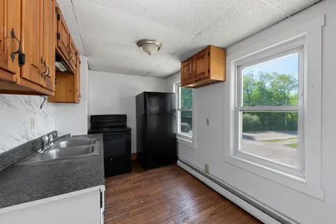 14 Winter Street Plymouth NH 03264