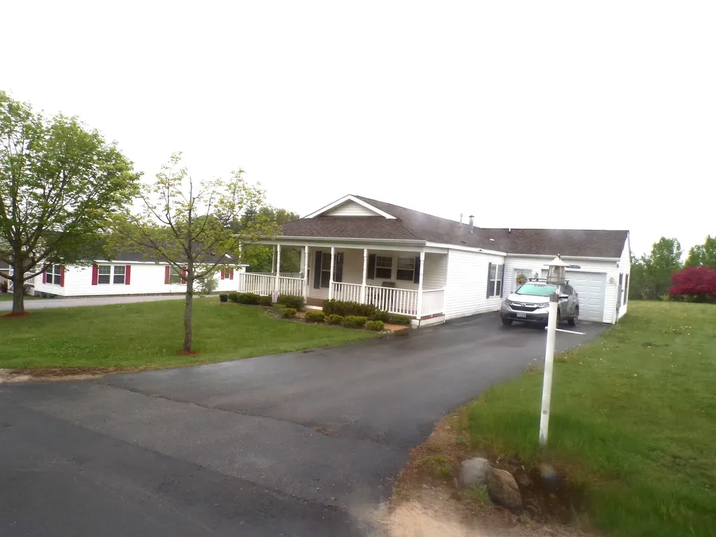 22 Mountain View Drive Franklin NH 03235