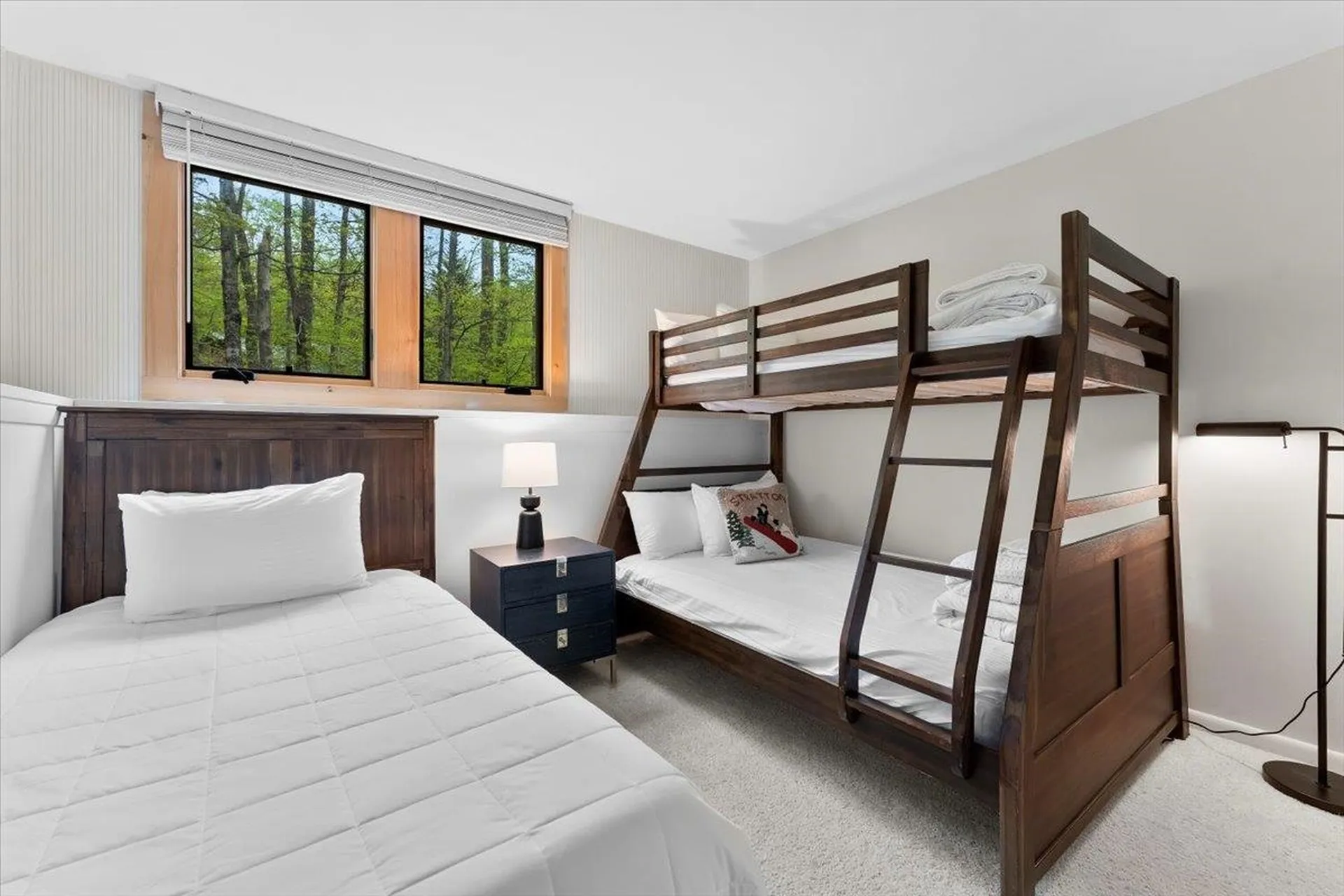 6 Roundtree Road Winhall VT 05340