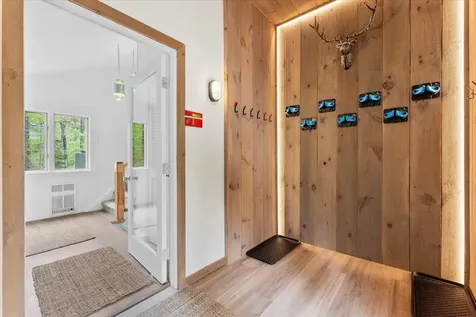 6 Roundtree Road Winhall VT 05340