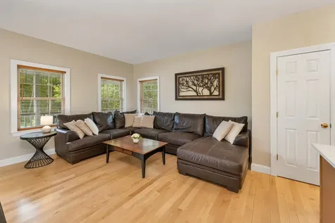 11 Summerwood Drive Hampton NH 03842