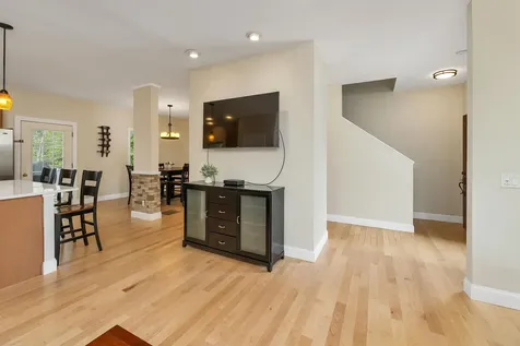 11 Summerwood Drive Hampton NH 03842