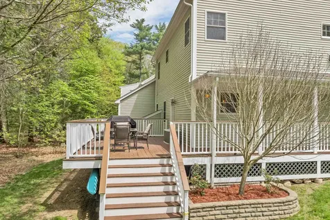 11 Summerwood Drive Hampton NH 03842