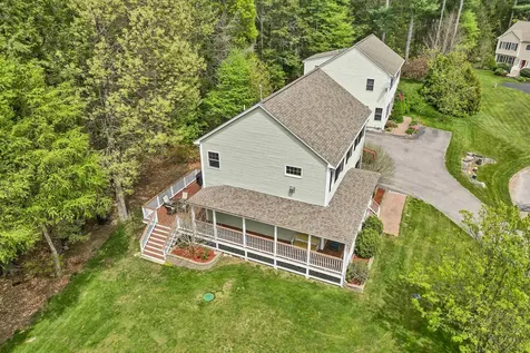11 Summerwood Drive Hampton NH 03842