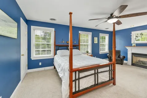 11 Summerwood Drive Hampton NH 03842