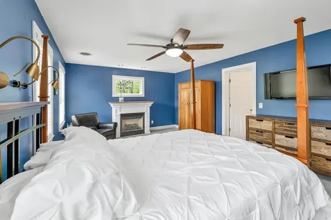 11 Summerwood Drive Hampton NH 03842