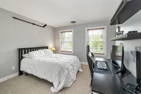 11 Summerwood Drive Hampton NH 03842