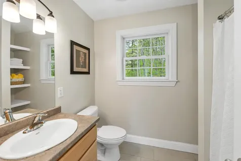 11 Summerwood Drive Hampton NH 03842