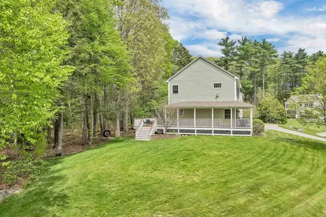 11 Summerwood Drive Hampton NH 03842