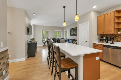 11 Summerwood Drive Hampton NH 03842