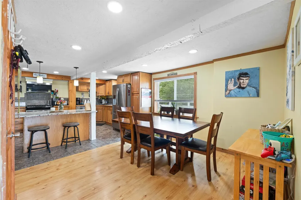 25 Linden Street Rochester NH 03867