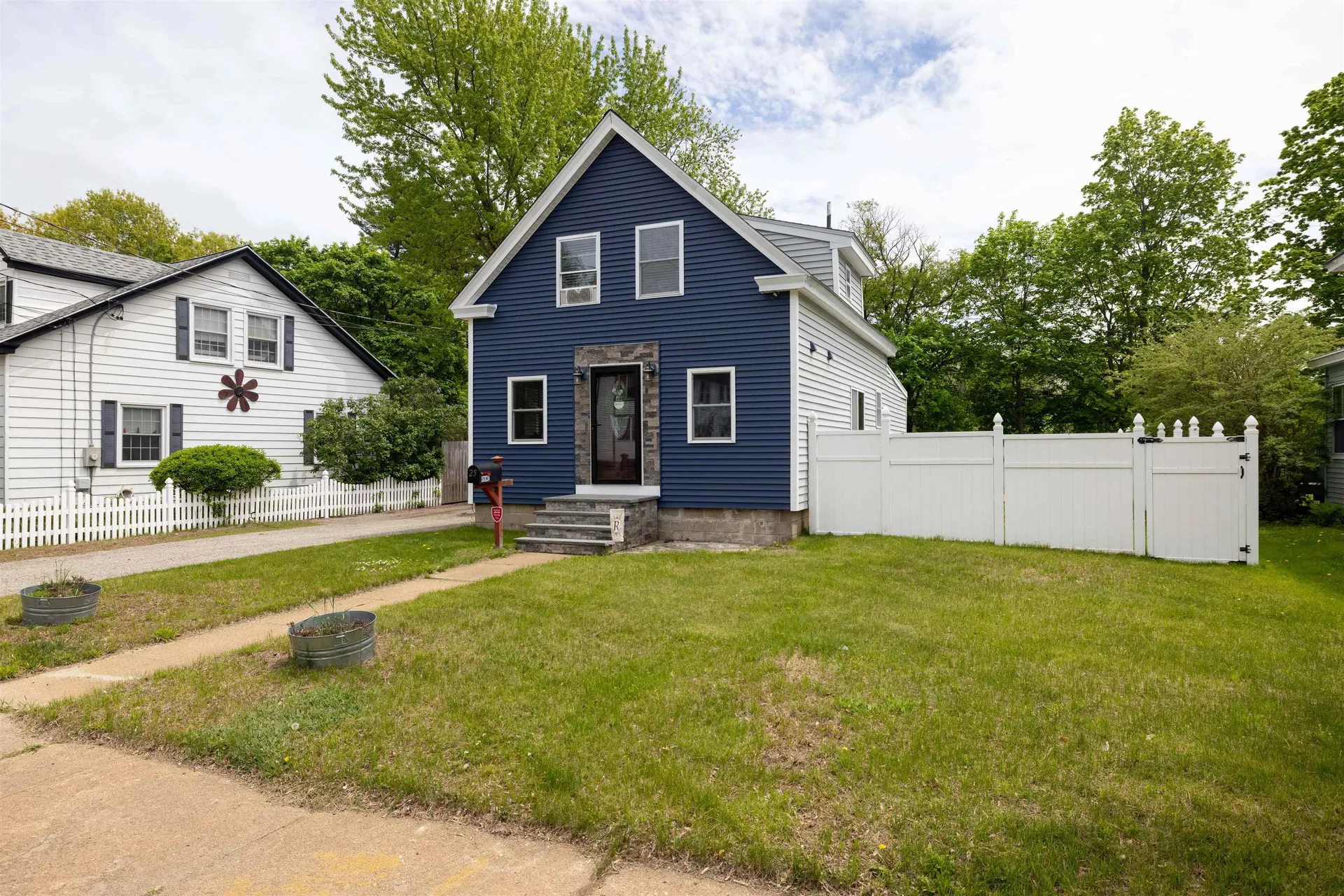 25 Linden Street Rochester NH 03867