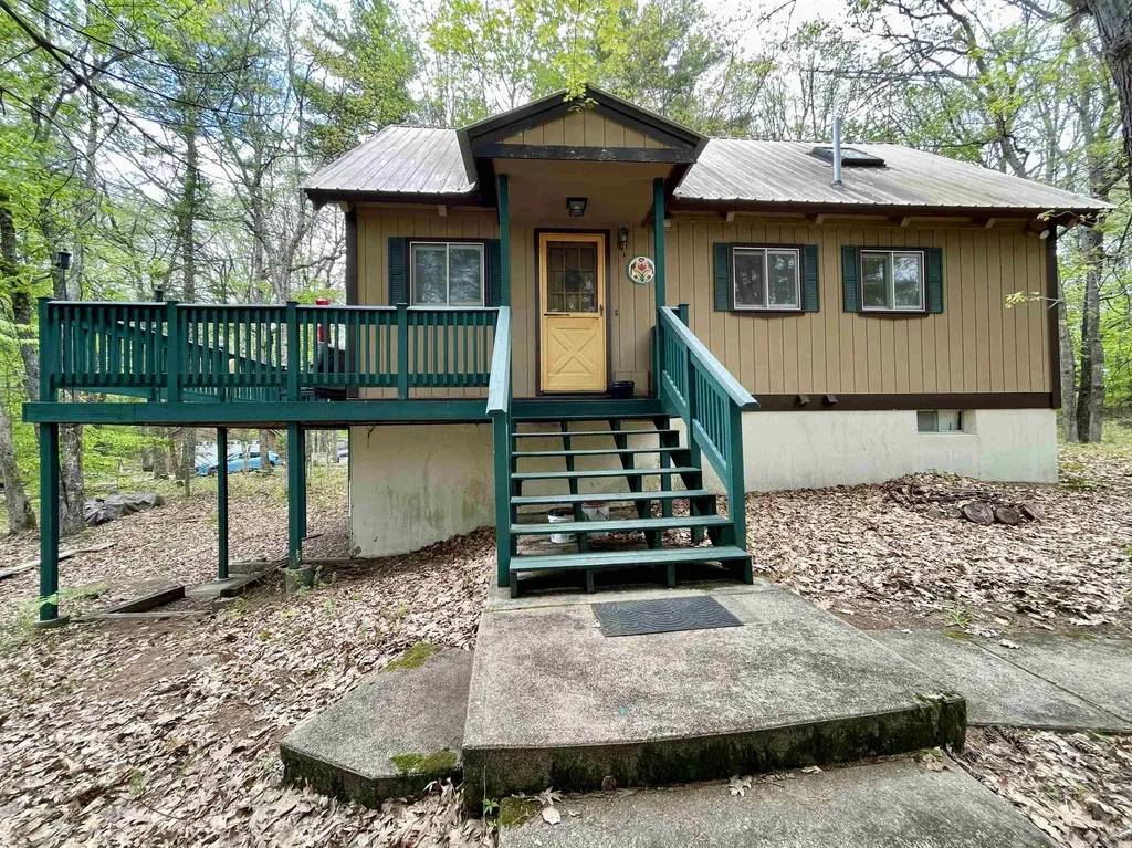 3 Powder Horn Lane Freedom NH 03836