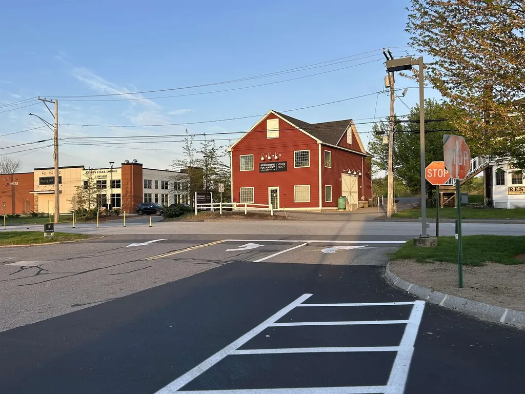 57 Range Road Windham NH 03087