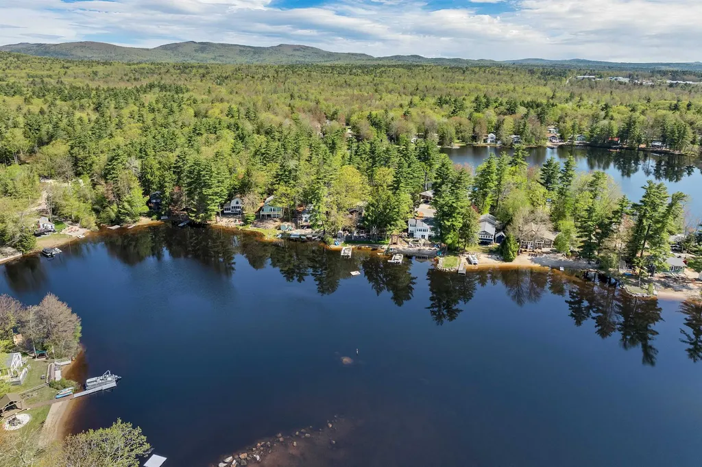 308 Pinkham Road Middleton NH 03887