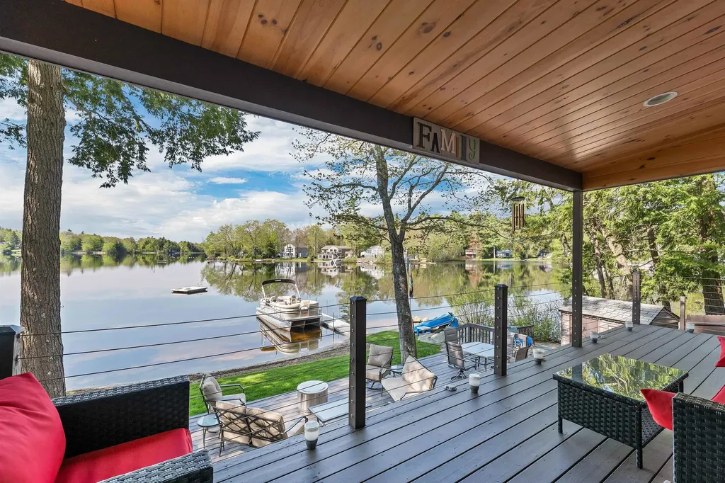 308 Pinkham Road Middleton NH 03887