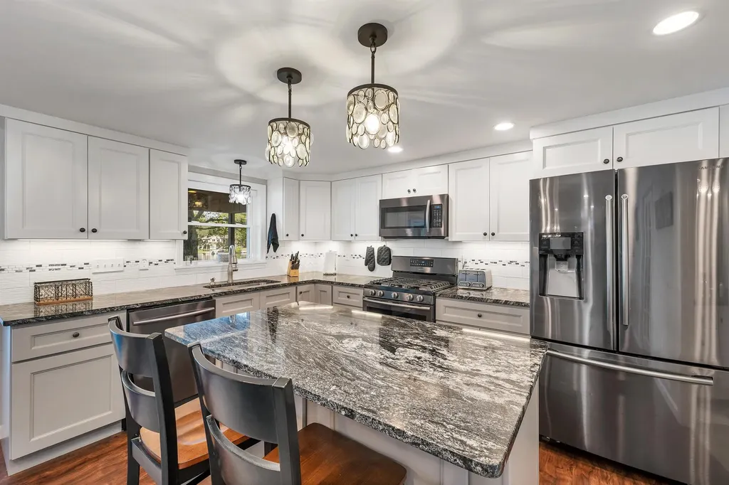 308 Pinkham Road Middleton NH 03887