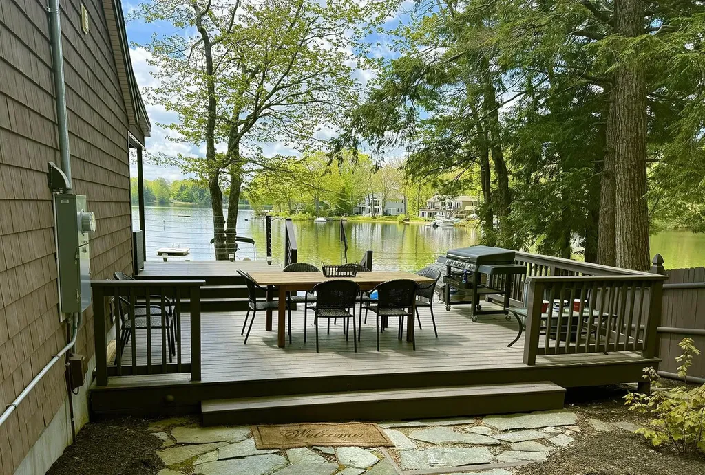 308 Pinkham Road Middleton NH 03887