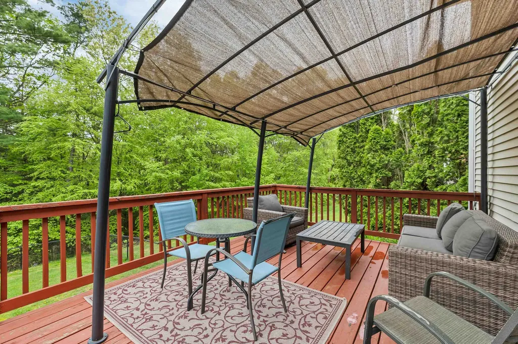 46 Faith Drive Derry NH 03038