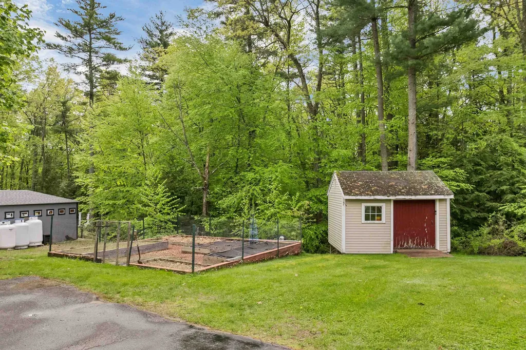 46 Faith Drive Derry NH 03038