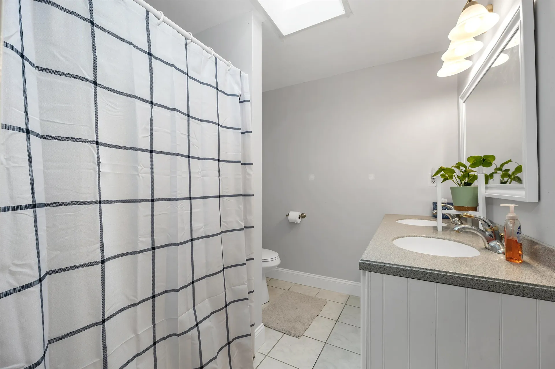 46 Faith Drive Derry NH 03038