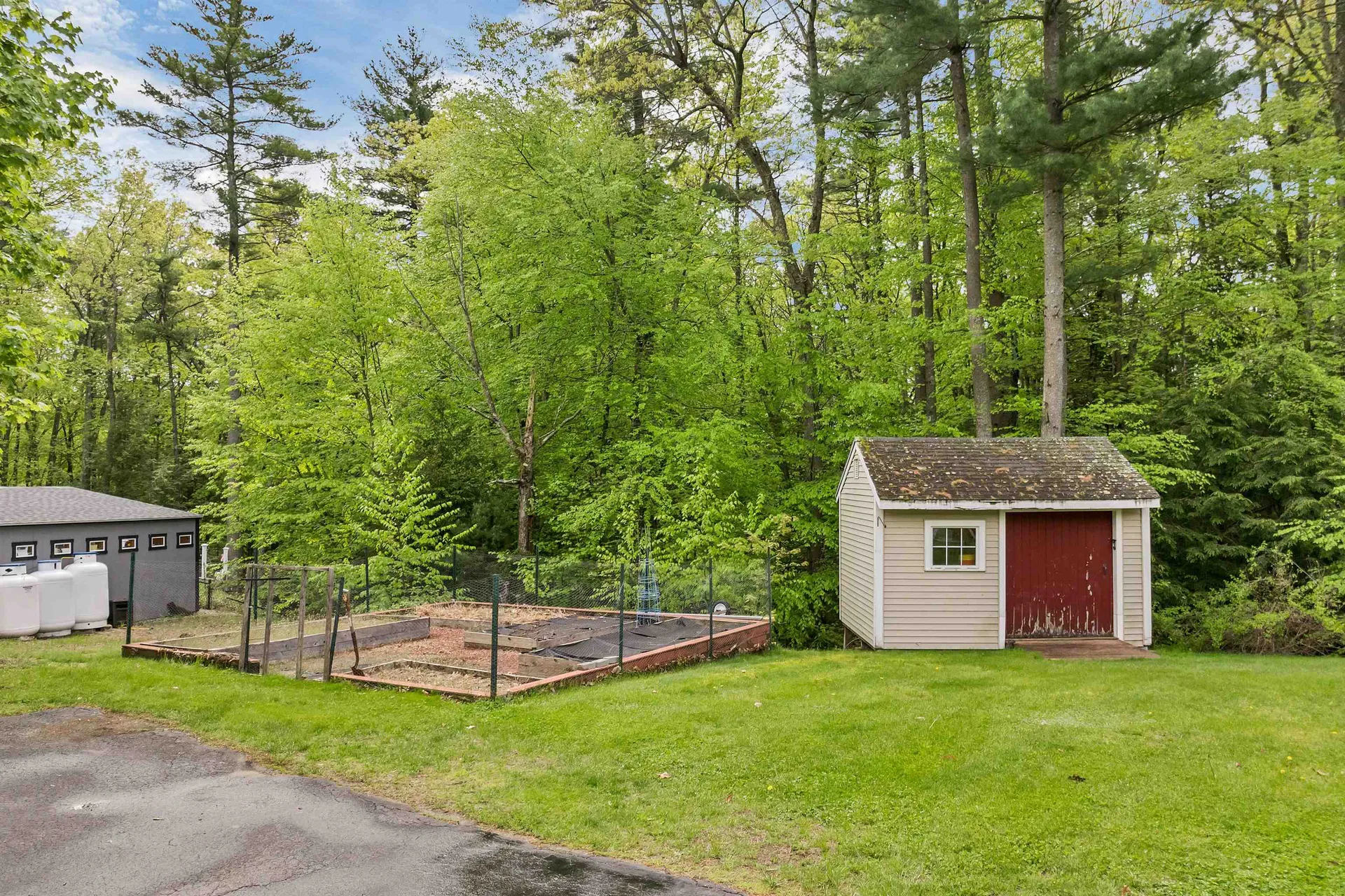 46 Faith Drive Derry NH 03038