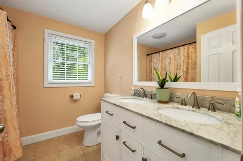 46 Faith Drive Derry NH 03038