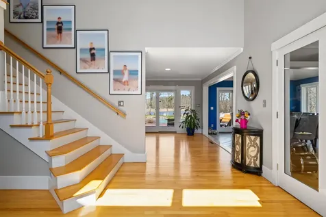 8 Wingate Court Stratham NH 03885