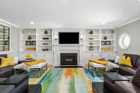 8 Wingate Court Stratham NH 03885