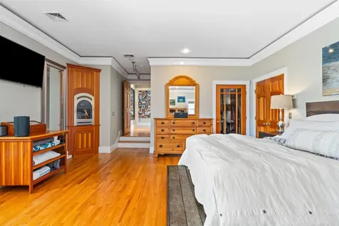 8 Wingate Court Stratham NH 03885