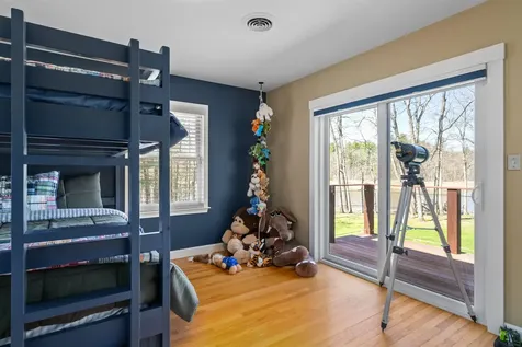 8 Wingate Court Stratham NH 03885