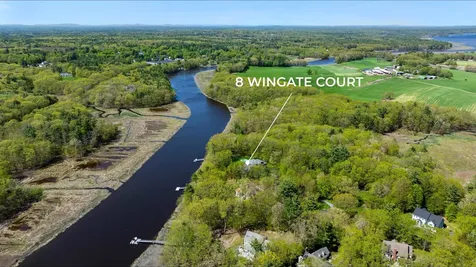 8 Wingate Court Stratham NH 03885