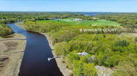 8 Wingate Court Stratham NH 03885