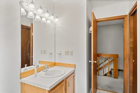 36 Dunvegan Woods Drive Hampton NH 03842