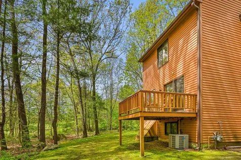 36 Dunvegan Woods Drive Hampton NH 03842