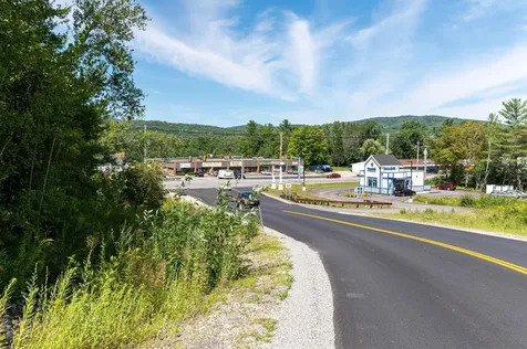 2 Boulder Point Drive Plymouth NH 03264