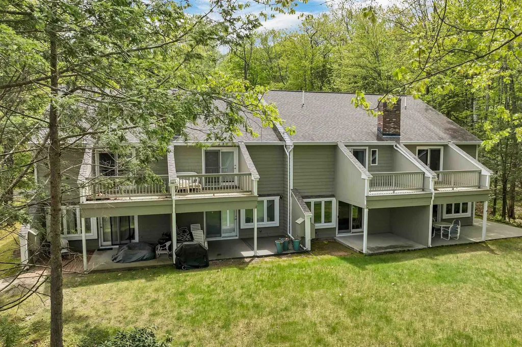 40-21 Harbor Way Wolfeboro NH 03894