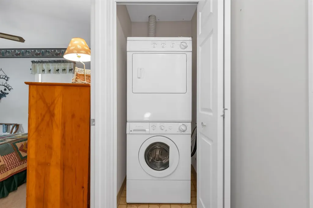 40-21 Harbor Way Wolfeboro NH 03894