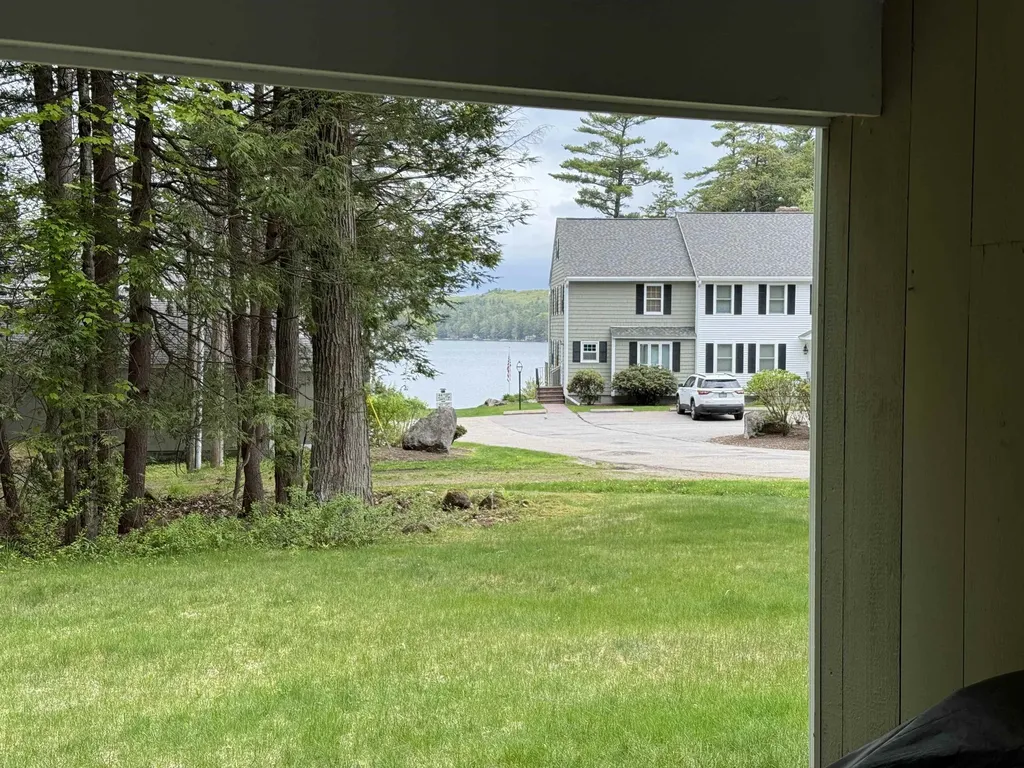 40-21 Harbor Way Wolfeboro NH 03894