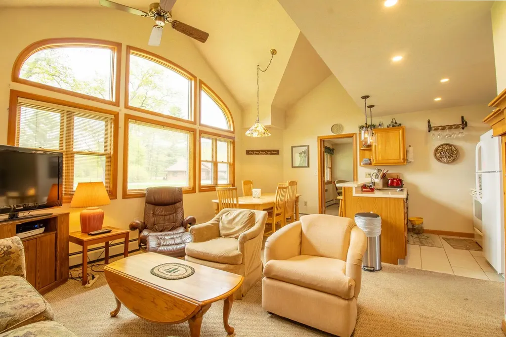 11 Jack O Lantern Drive Woodstock NH 03293